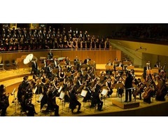 Orquesta Metropolitana de Madrid y Coro Talía, dirigidos por Silvia Sanz Torre