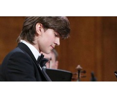 Daniel Kharitonov en concierto