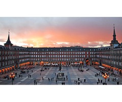 El Teatro de la Zarzuela en la Plaza de Mayor de Madrid